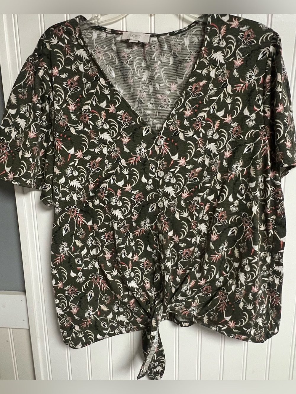 Ann Taylor Loft Floral Hunter Green Coral White Front Tie Blouse Top Size XL